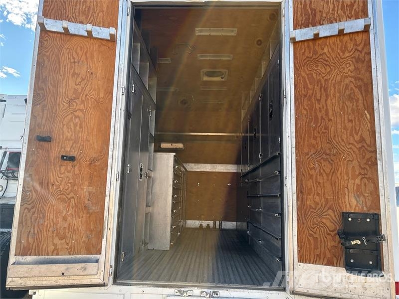 Ford F-550 XL 4x4 Crew Cab Utility Truck Pickup/Pritschenwagen