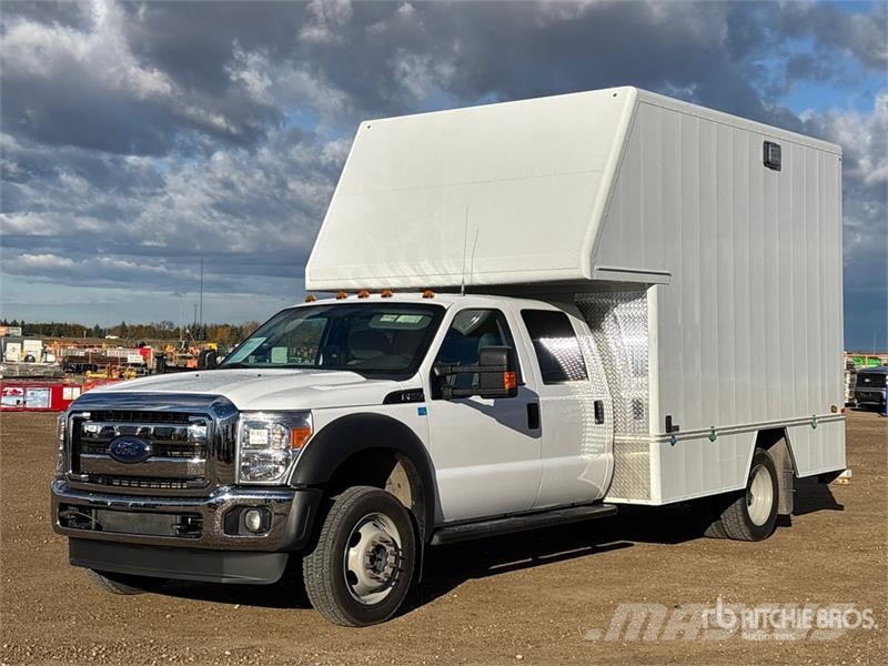 Ford F-550 XL 4x4 Crew Cab Utility Truck Pickup/Pritschenwagen