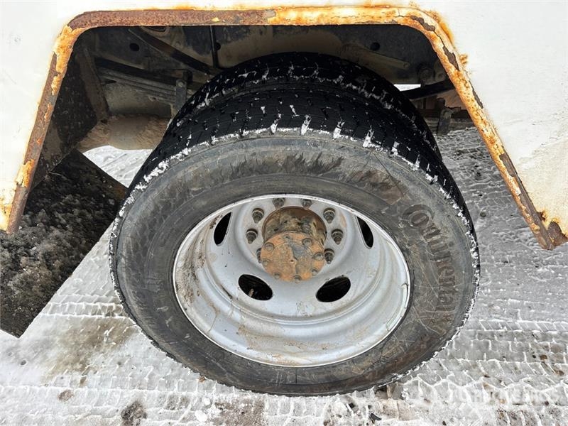 Ford F-550 XL 4x4 Crew Cab Utility Truck Prekucniki