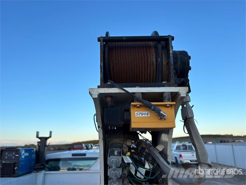 Ford F-550 XL 4x4 Crew Cab Service Truck Veicoli municipali