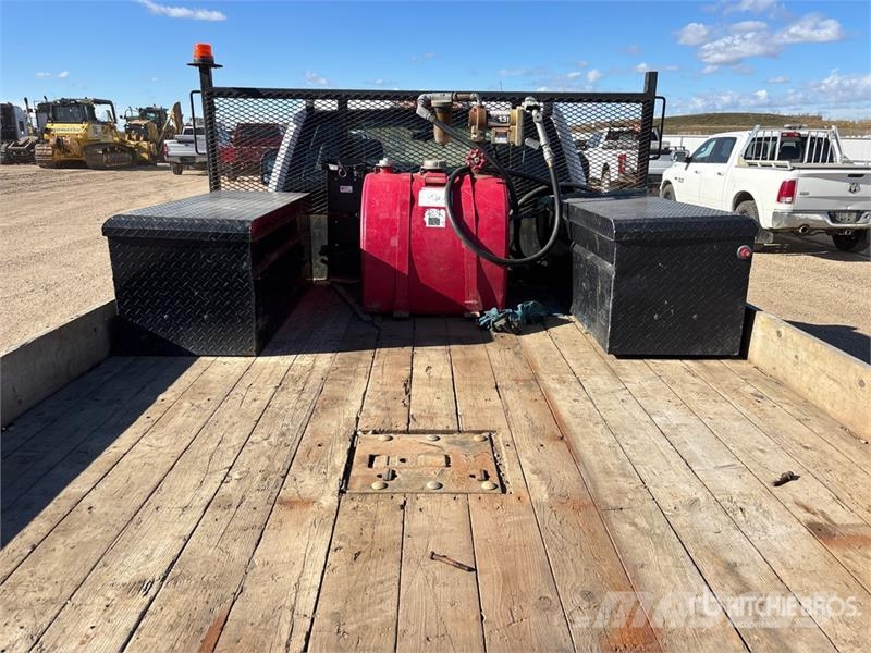 Ford F-550 XL 4x4 Crew Cab Flatbed Truck Camion con sponde ribaltabili