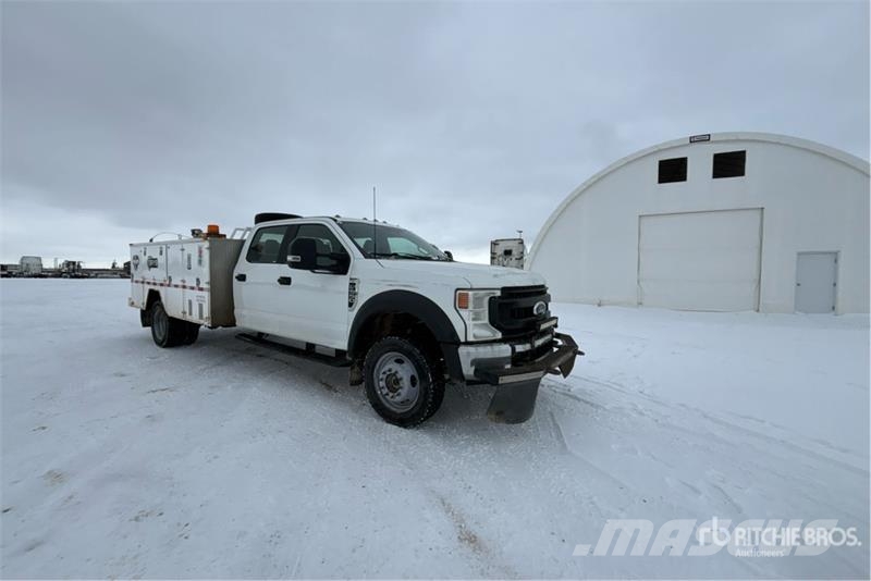 Ford F-550 XL 4x4 Crew Cab Utility Truck Prekucniki