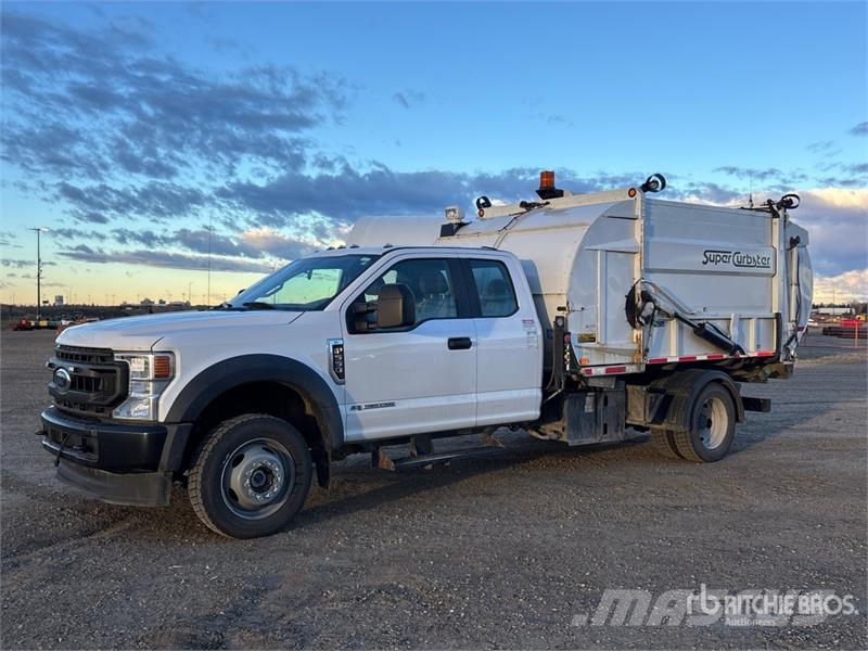 Ford F-550 XL 4x4 Extended Cab Waste Collection Truck شاحنات المخلفات