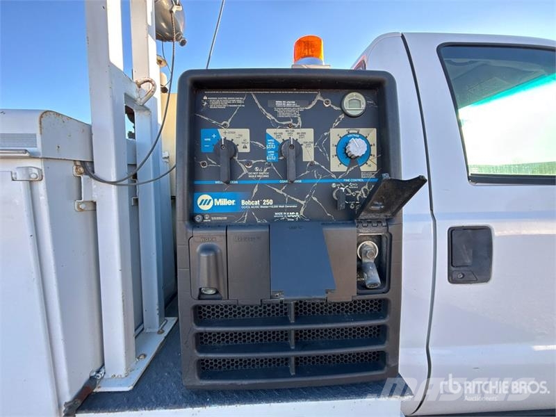 Ford F-550 XL 4x4 Service Truck Municipal/vehicul cu uz general