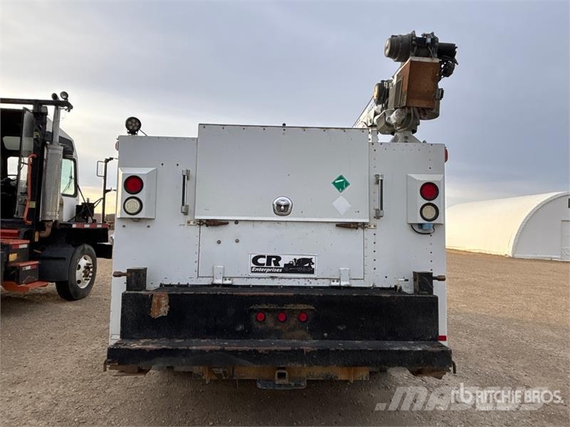 Ford F-550 XL 4x4 Service Truck Camions et véhicules municipaux