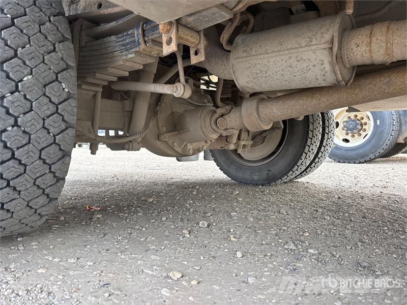 Ford F-550 XL 4x4 Service Truck Camions et véhicules municipaux