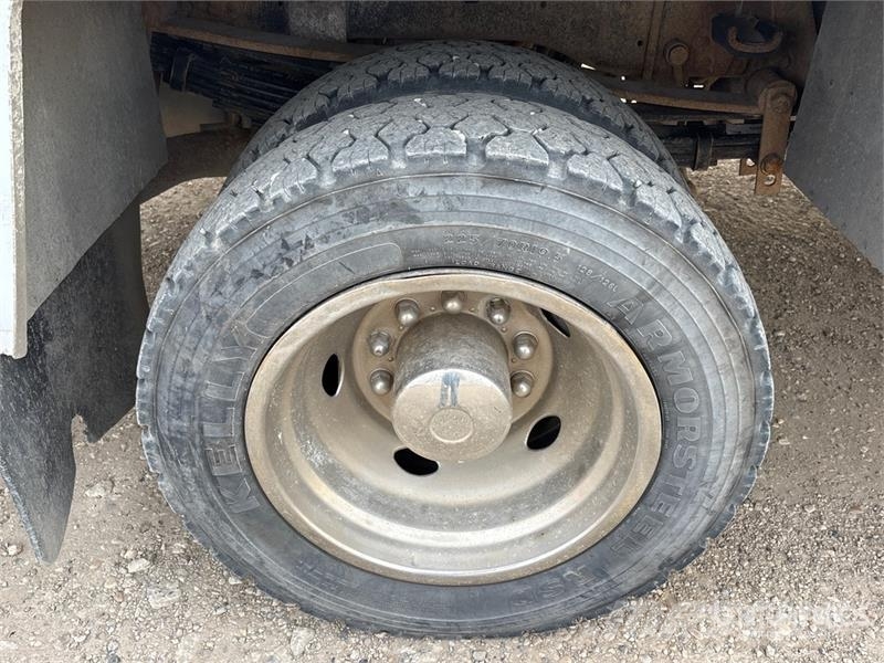 Ford F-550 XL 4x4 Service Truck Camions et véhicules municipaux