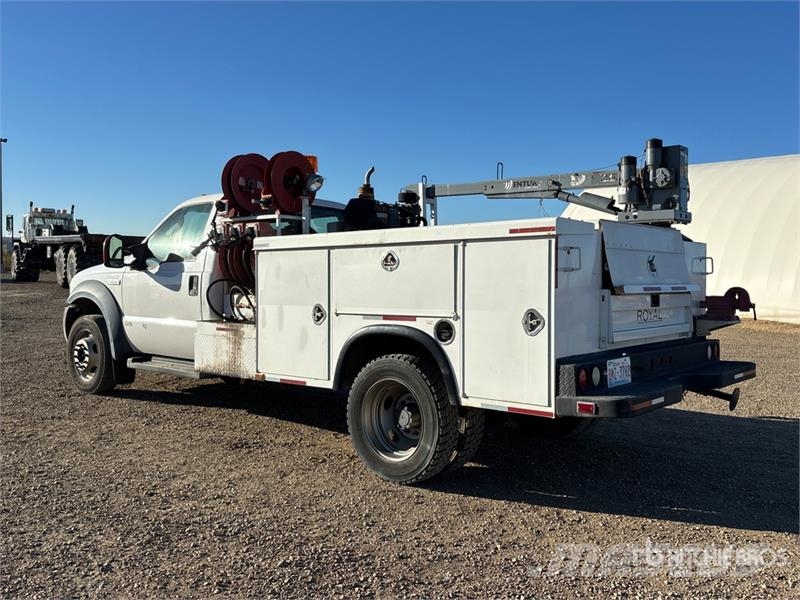 Ford F-550 XL 4x4 Service Truck Municipal/vehicul cu uz general