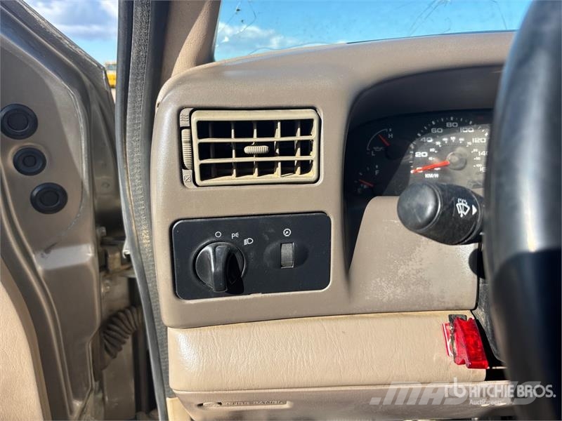 Ford F-550 XLT 3100 L 4x4 Pressure Truck Anders