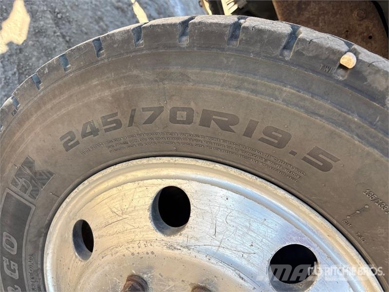 Ford F-550 XLT 3100 L 4x4 Pressure Truck Anders