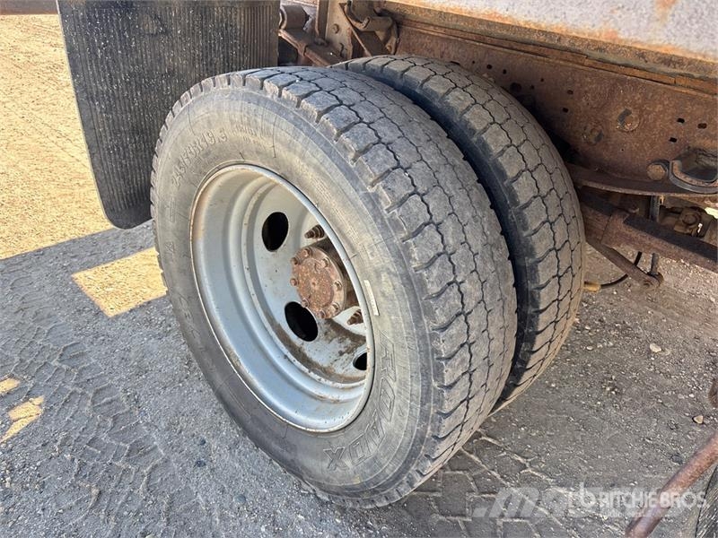 Ford F-550 XLT 3100 L 4x4 Pressure Truck Anders