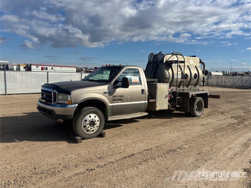 Ford F-550 XLT 3100 L 4x4 Pressure Truck Anders