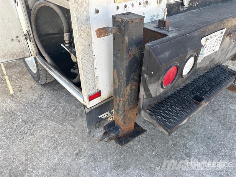Ford F-550 XLT 4x4 Crew Cab Service Truck Kommunal-Sonderfahrzeuge
