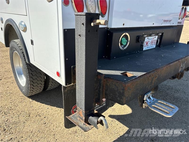 Ford F-550 XLT 4x4 Crew Cab Service Truck Municipal / general purpose vehicles