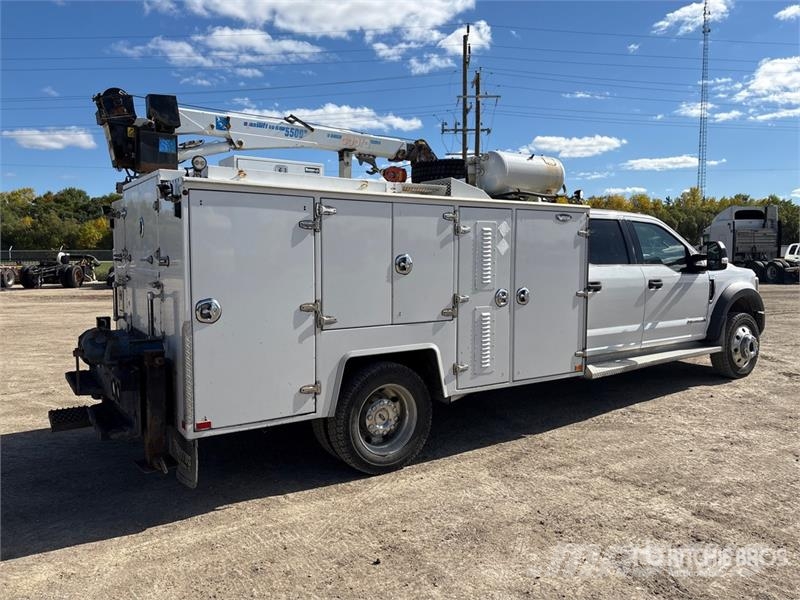 Ford F-550 XLT 4x4 Crew Cab Service Truck Kommunal-Sonderfahrzeuge