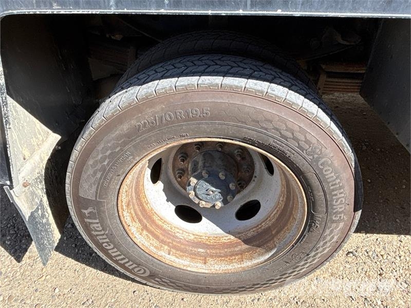 Ford F-550 XLT 4x4 Extended Cab Service Truck Komunalna vozila