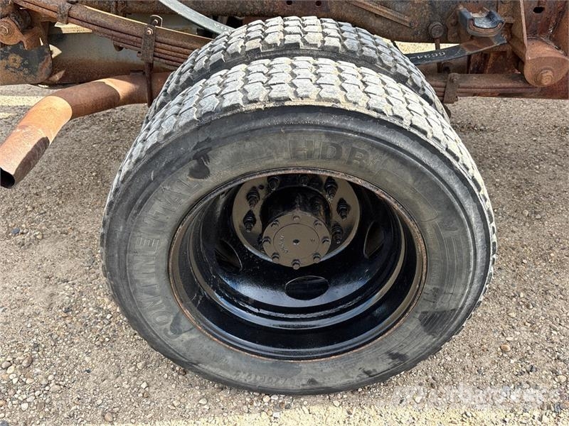 Ford F-550 XLT 4x4 Extended Cab Cab and Chassis Kabine i unutrašnjost