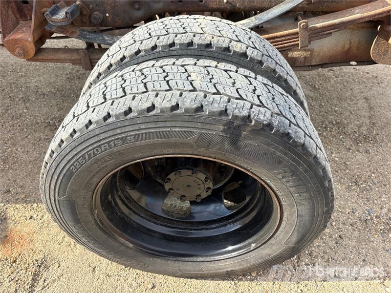 Ford F-550 XLT 4x4 Extended Cab Cab and Chassis Kabine i unutrašnjost