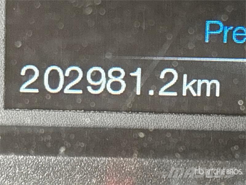 Ford F-550 XLT 4x4 Extended Cab Service Truck 시립/다목적 차량