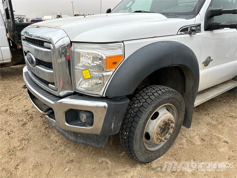 Ford F-550 XLT 4x4 Flatbed Truck Kamioni sa otvorenim sandukom
