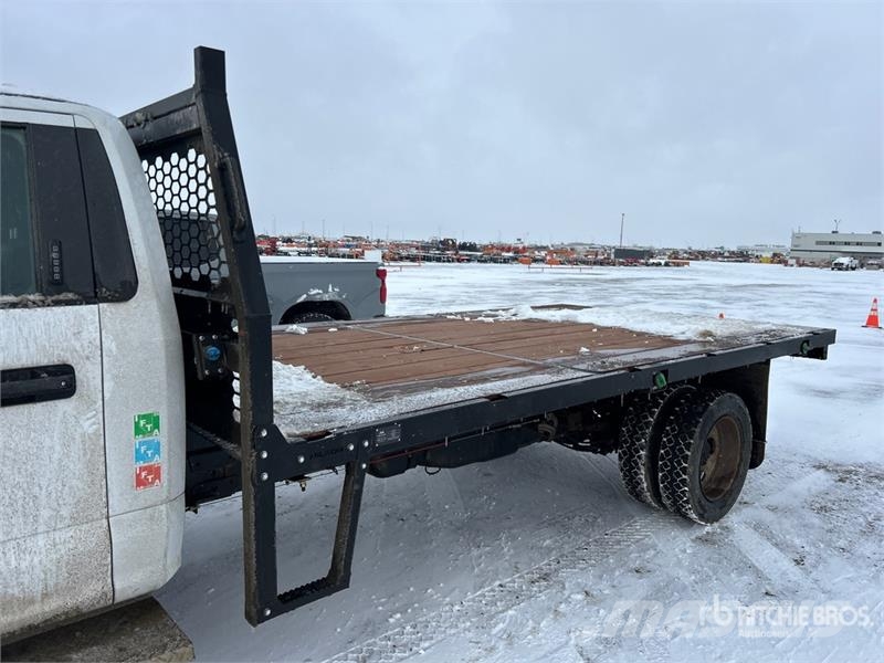 Ford F-550 XLT 4x4 Flatbed Truck Φορτηγά Kαρότσα με ανοιγόμενα πλαϊνά
