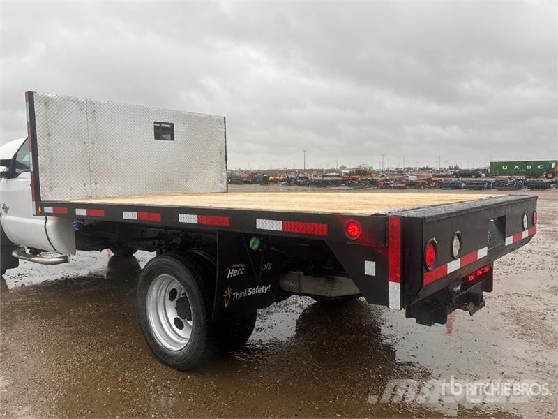 Ford F-550 XLT 4x4 Flatbed Truck Camion con sponde ribaltabili