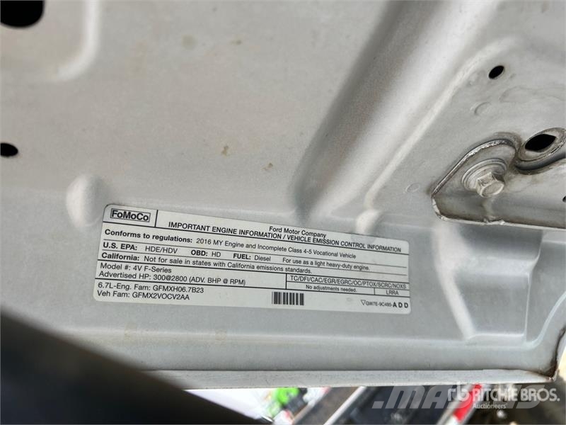 Ford F-550 XLT 4x4 Flatbed Truck Kamioni sa otvorenim sandukom