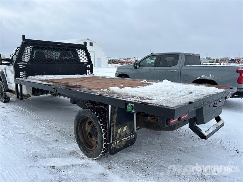 Ford F-550 XLT 4x4 Flatbed Truck Φορτηγά Kαρότσα με ανοιγόμενα πλαϊνά