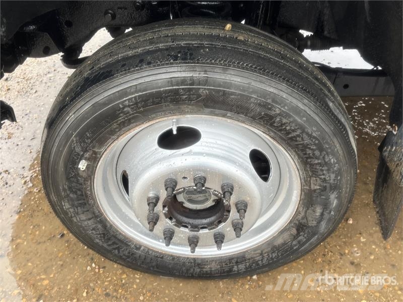 Ford F-550 XLT 4x4 Flatbed Truck Camion con sponde ribaltabili