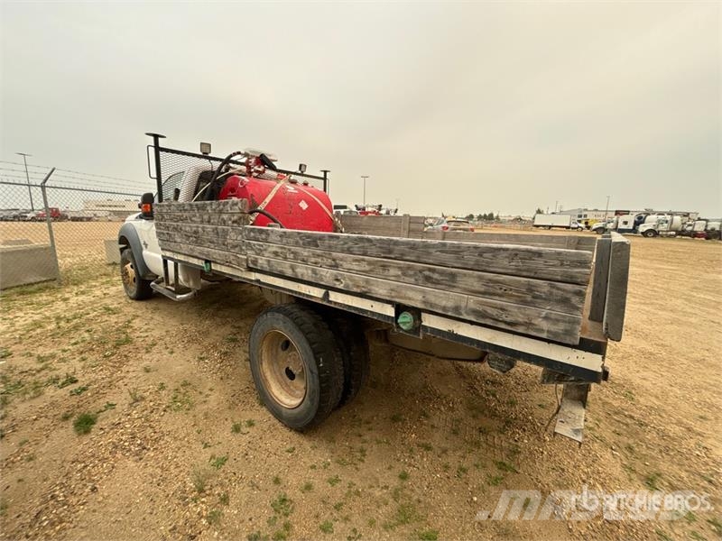 Ford F-550 XLT 4x4 Flatbed Truck Φορτηγά Kαρότσα με ανοιγόμενα πλαϊνά