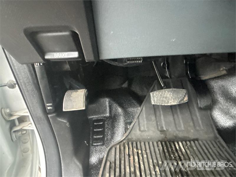 Ford F-550 XLT 4x4 Flatbed Truck Camion con sponde ribaltabili