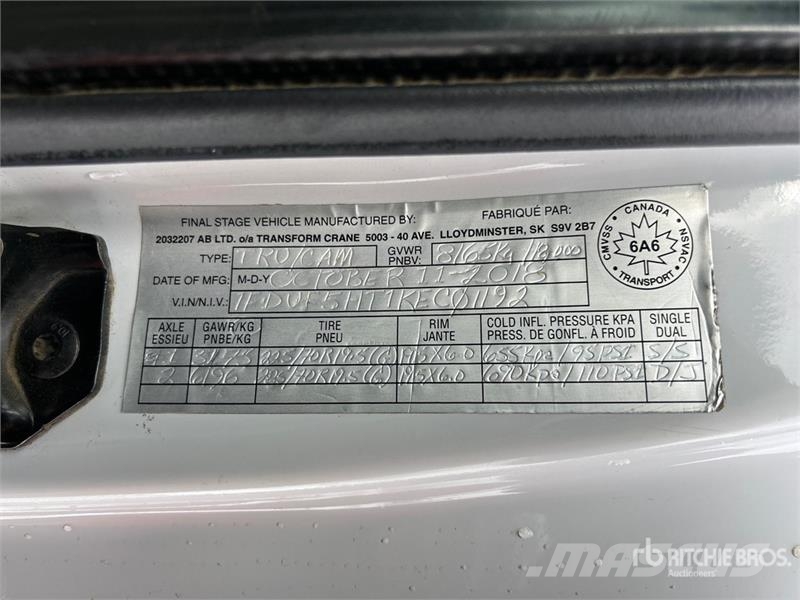 Ford F-550 XLT 4x4 Flatbed Truck Φορτηγά Kαρότσα με ανοιγόμενα πλαϊνά