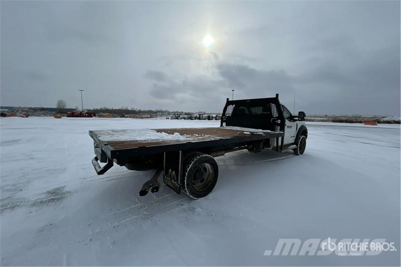 Ford F-550 XLT 4x4 Flatbed Truck Φορτηγά Kαρότσα με ανοιγόμενα πλαϊνά