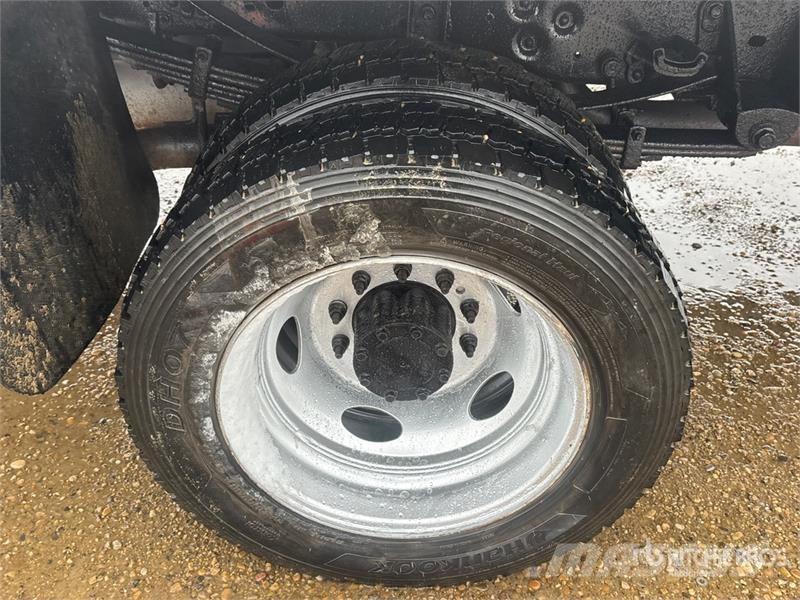 Ford F-550 XLT 4x4 Flatbed Truck Camion con sponde ribaltabili