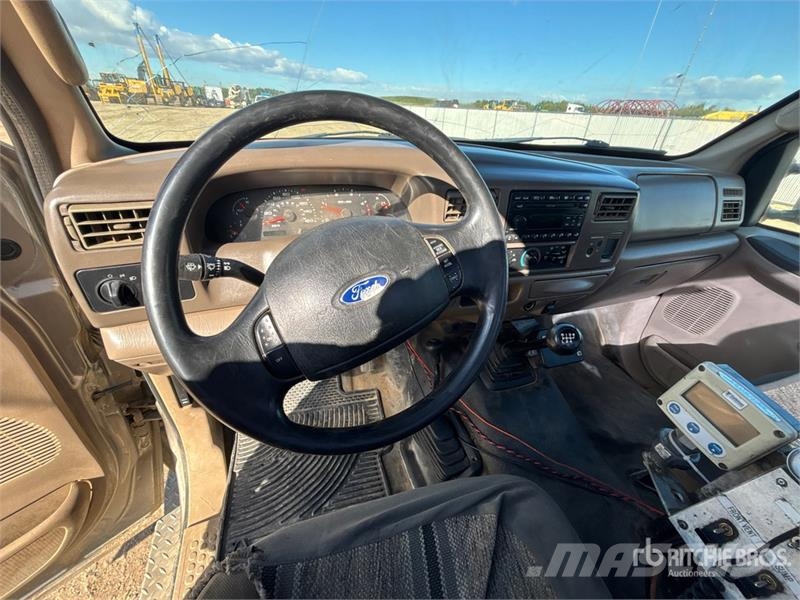 Ford F-550 XLT 4x4 Pressure Truck Ostali kamioni