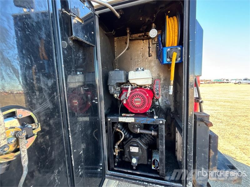 Ford F-550 XLT 4x4 Service Truck Kommunal-Sonderfahrzeuge