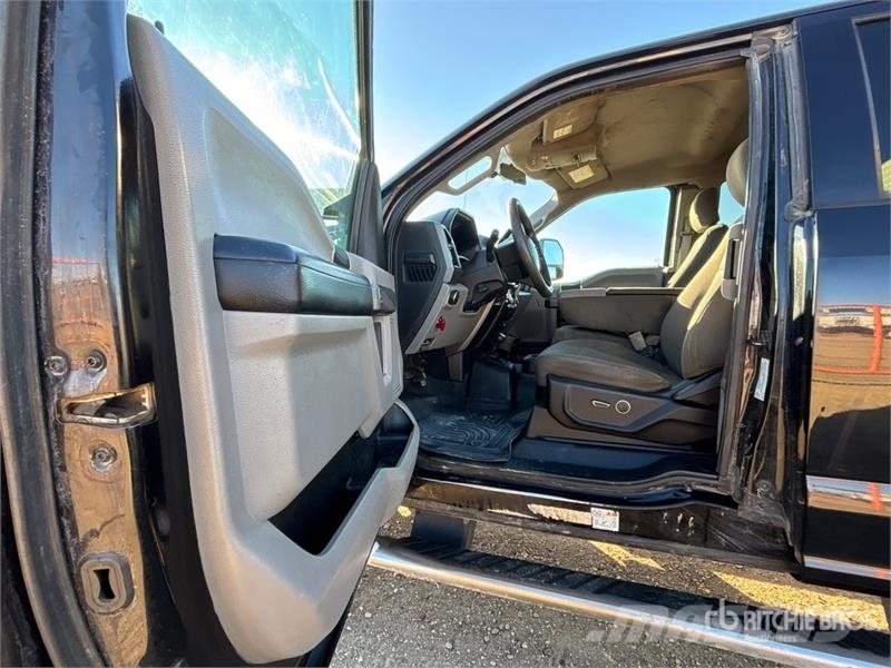 Ford F-550 XLT 4x4 Service Truck Kommunal-Sonderfahrzeuge
