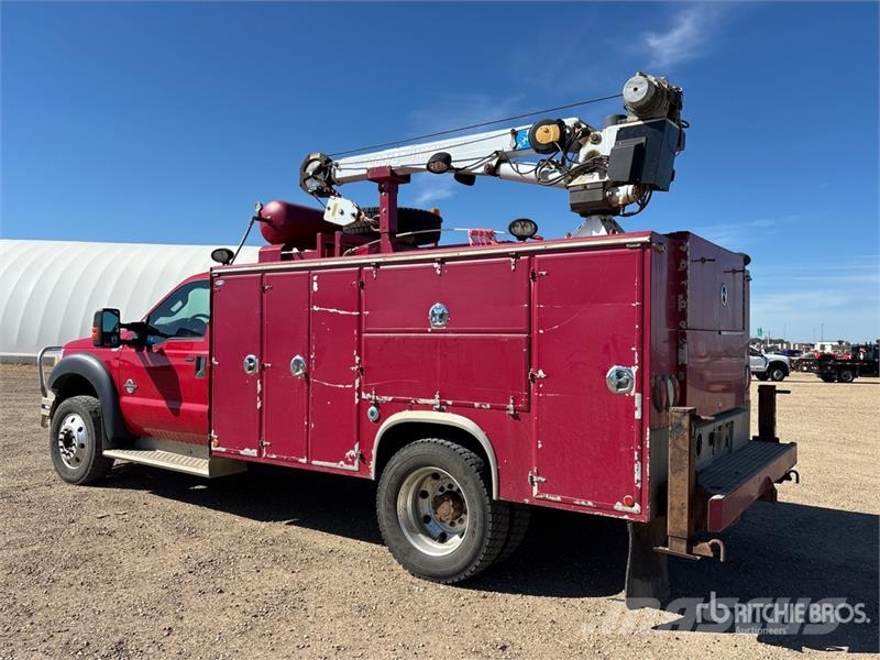 Ford F-550 XLT 4x4 Service Truck Municipal / general purpose vehicles