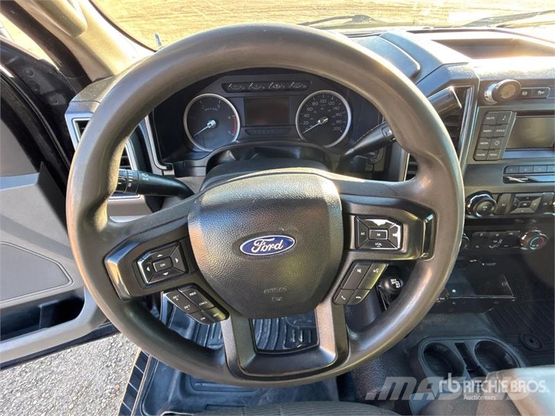 Ford F-550 XLT 4x4 Service Truck Kommunal-Sonderfahrzeuge