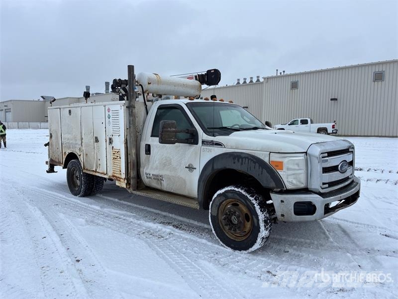 Ford F-550 XLT 4x4 Service Truck Municipal / general purpose vehicles