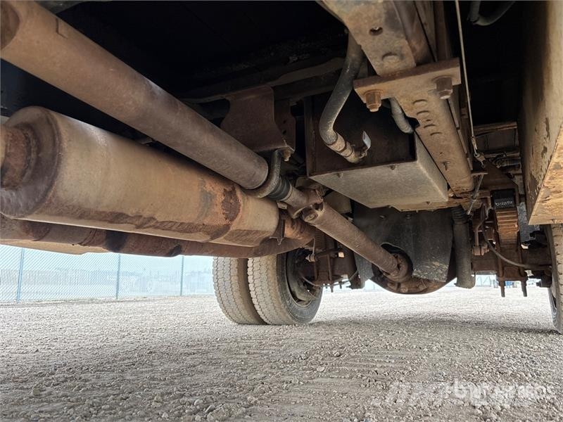 Ford F-550 XLT 4x4 Service Truck مركبات الأغراض العامة