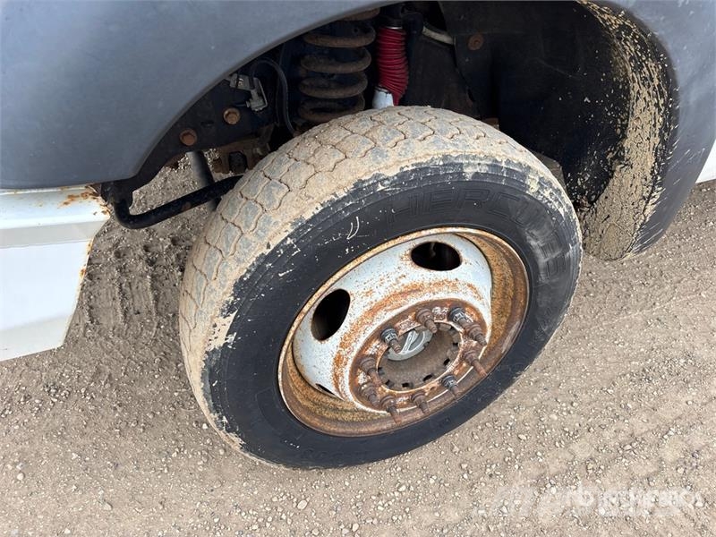 Ford F-550 XLT 4x4 Service Truck مركبات الأغراض العامة