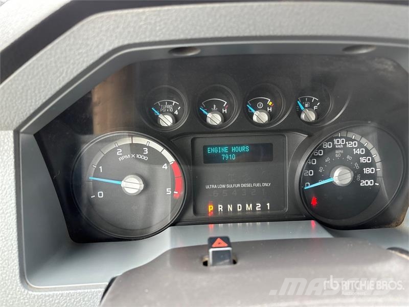 Ford F-550 XLT 4x4 Service Truck Kommunal-Sonderfahrzeuge