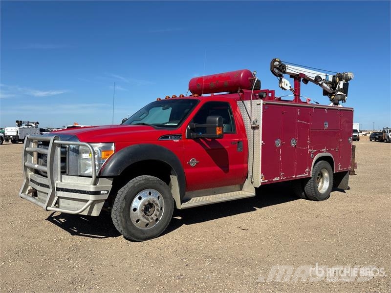 Ford F-550 XLT 4x4 Service Truck Municipal / general purpose vehicles
