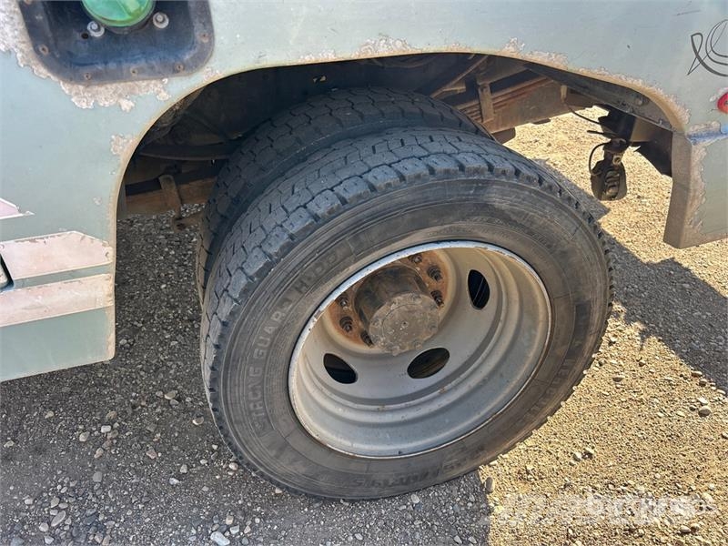 Ford F-550 XLT 4x4 Tow Truck (Inoperable) Vyslobodzovacie vozidlá