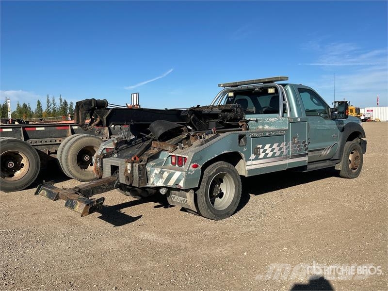 Ford F-550 XLT 4x4 Tow Truck (Inoperable) Vyslobodzovacie vozidlá