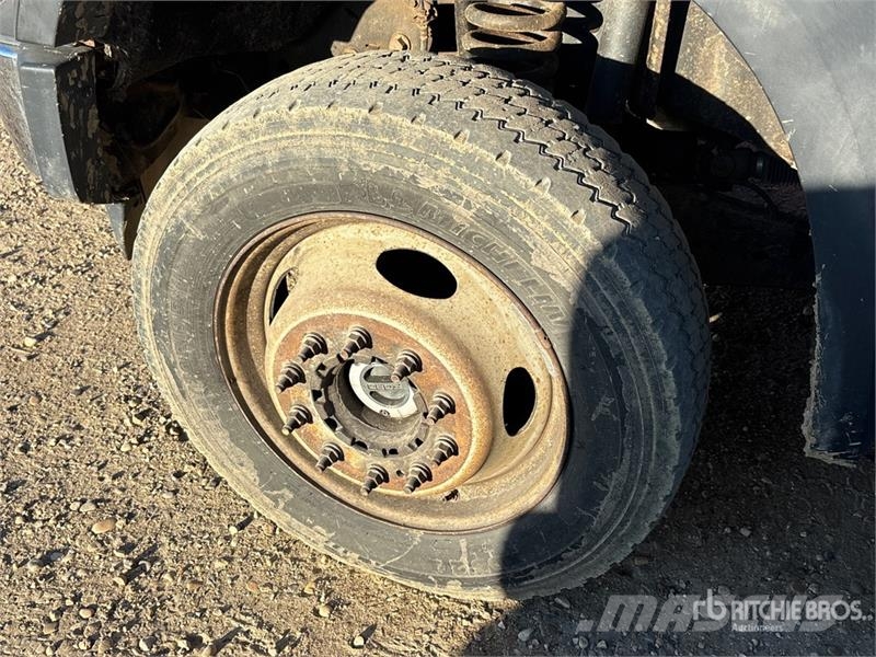Ford F-550 XLT 4x4 Utility Truck Pikaplar