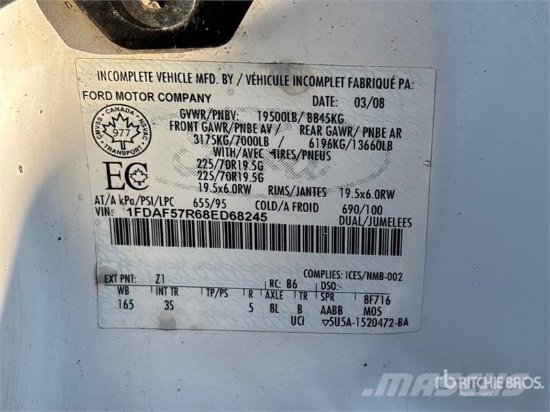 Ford F-550 XLT 4x4 Utility Truck Pikaplar