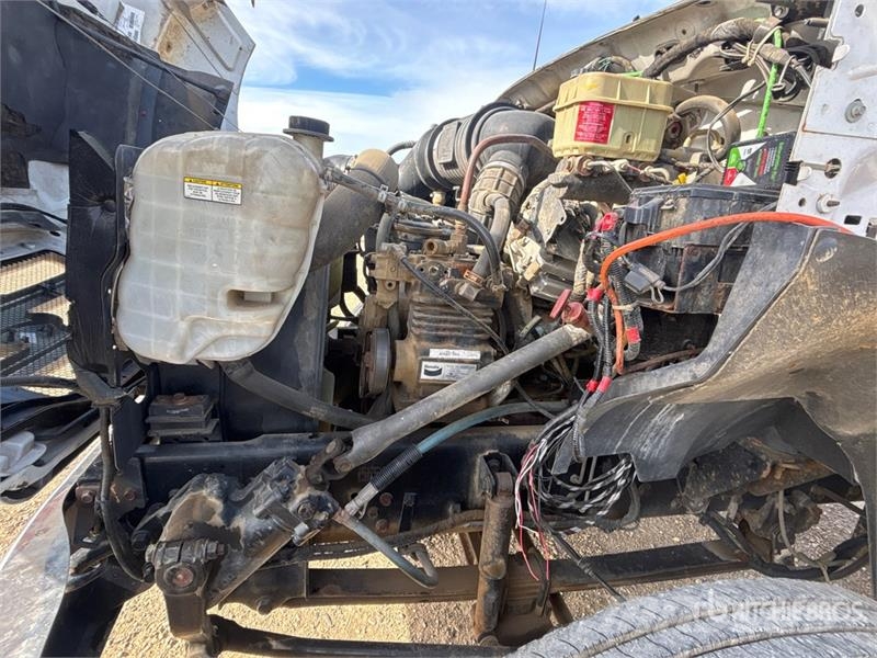 Ford F-650 4x2 Cab and Chassis (Inoperable) Кабіни