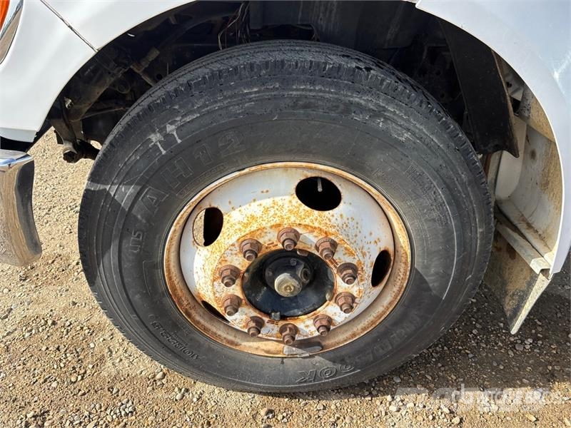 Ford F-650 4x2 Cab and Chassis (Inoperable) Кабіни